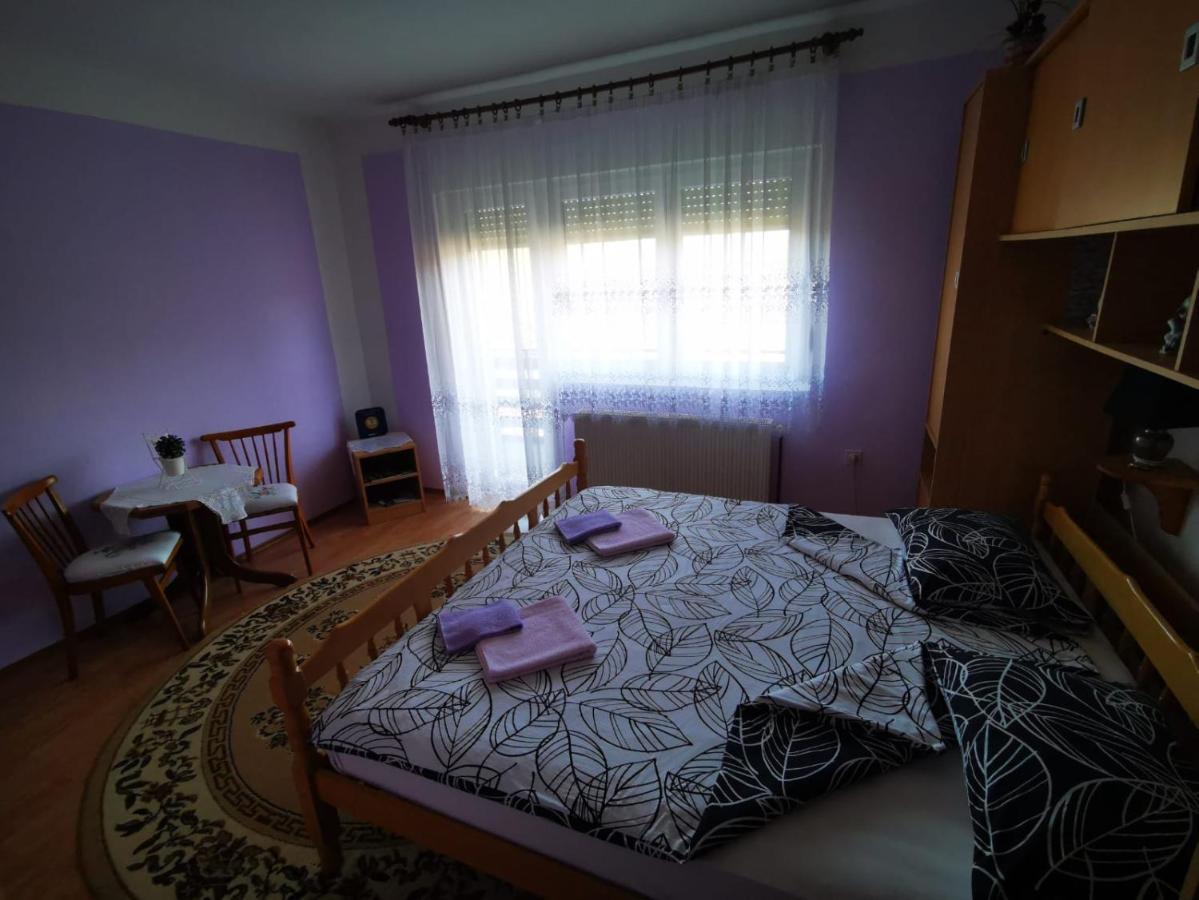 Gacka Rooms Vrhovine Eksteriør bilde