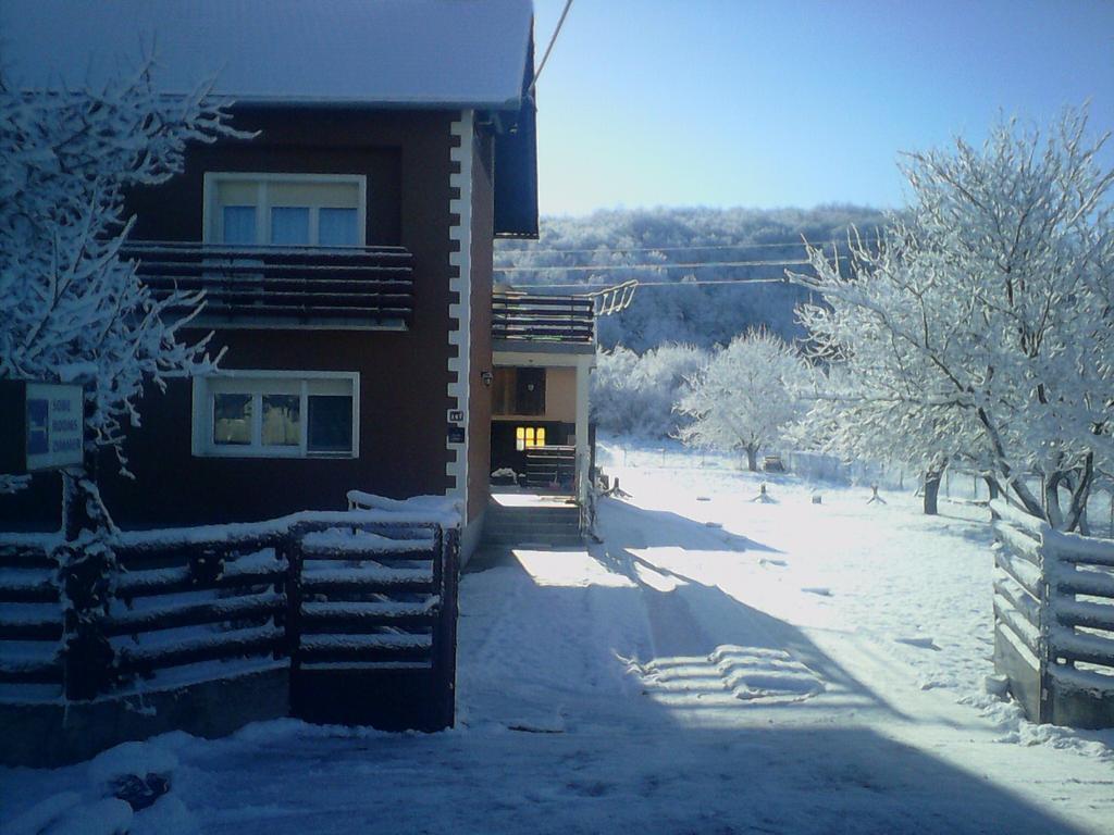 Gacka Rooms Vrhovine Rom bilde