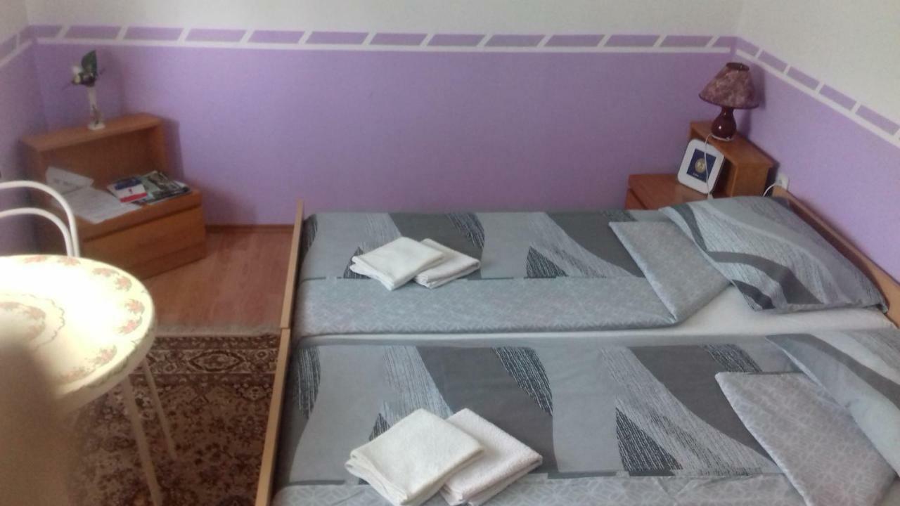 Gacka Rooms Vrhovine Eksteriør bilde