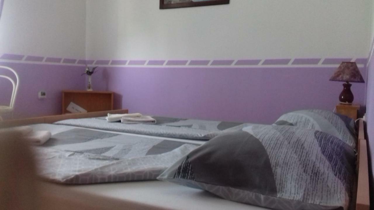 Gacka Rooms Vrhovine Eksteriør bilde